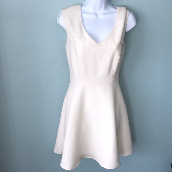 miami Dresses & Skirts - Lovely cream fit and flare skater dress